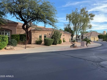 700 Dobson Rd #11, Chandler, AZ 85224