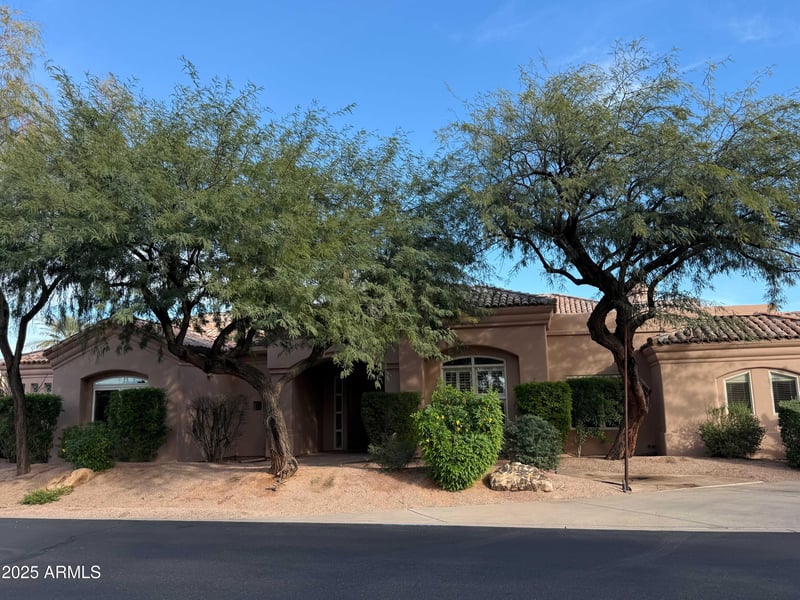700 Dobson Rd #11, Chandler, AZ 85224