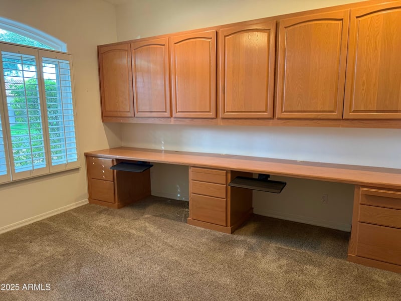 700 Dobson Rd #11, Chandler, AZ 85224