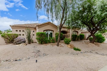 700 Dobson Rd #11, Chandler, AZ 85224