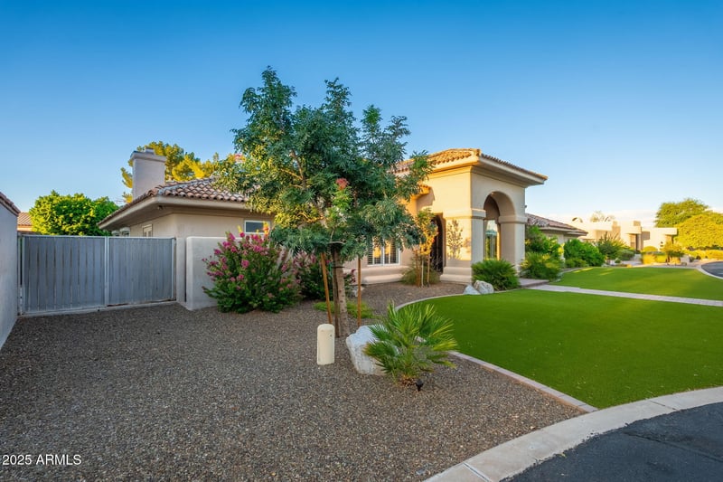 700 Dobson Rd #16, Chandler, AZ 85224