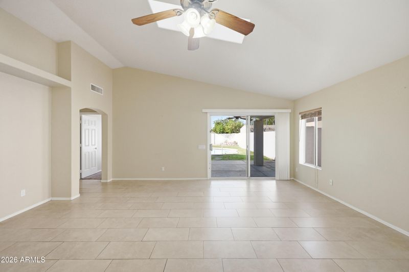 700 E Gary Dr, Chandler, AZ 85225