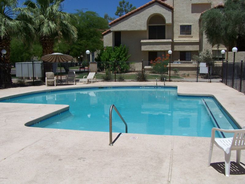 700 E Mesquite Cir #217, Tempe, AZ 85288