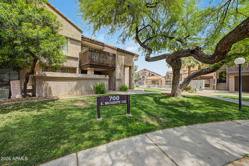 700 E Mesquite Cir #M129, Tempe, AZ 85288