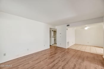 700 Mesquite Cir #P114, Tempe, AZ 85288
