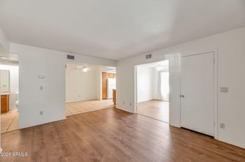 700 Mesquite Cir #P114, Tempe, AZ 85288