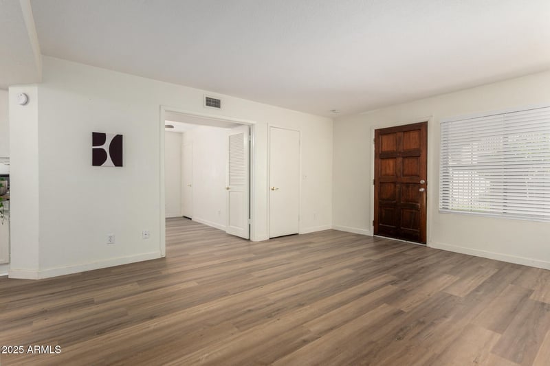 700 Mesquite Cir #L107, Tempe, AZ 85288