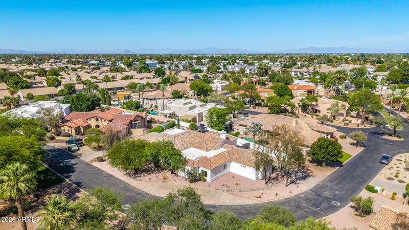 700 N Dobson Rd #11, Chandler, AZ 85224