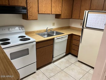 700 University Dr #241, Tempe, AZ 85281