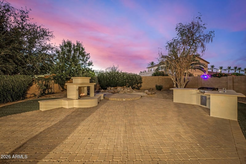 700 Powell Way, Chandler, AZ 85248