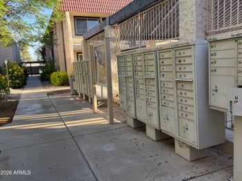 700 University Dr #122, Tempe, AZ 85281