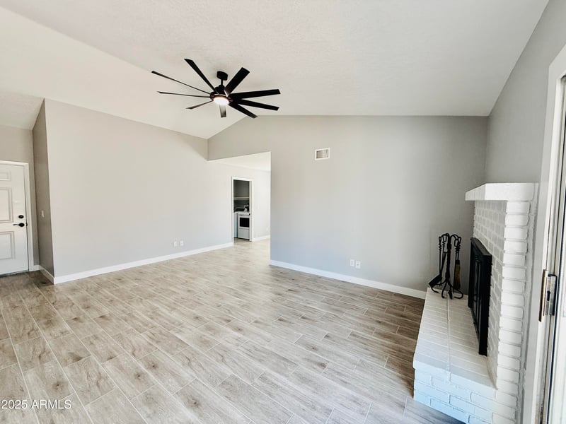 7001 North Ln, Peoria, AZ 85345