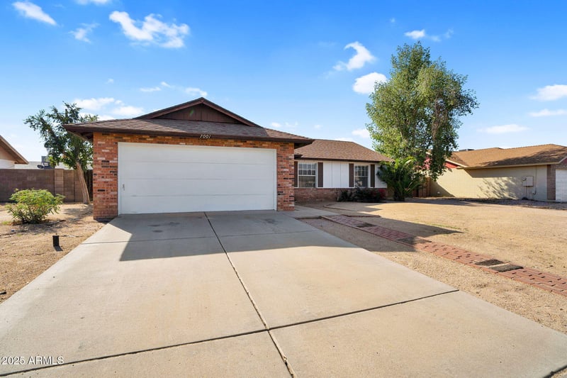 7001 North Ln, Peoria, AZ 85345