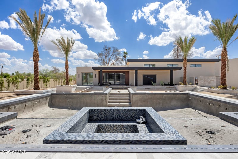 7001 Paradise Dr, Scottsdale, AZ 85254