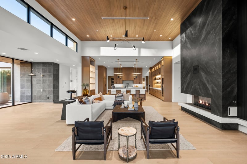 7001 Paradise Dr, Scottsdale, AZ 85254