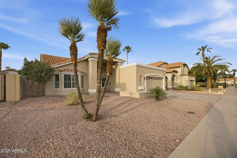 7001 W Topeka Dr, Glendale, AZ 85308