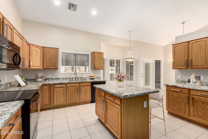 7002 Exmoor Dr, Mesa, AZ 85208
