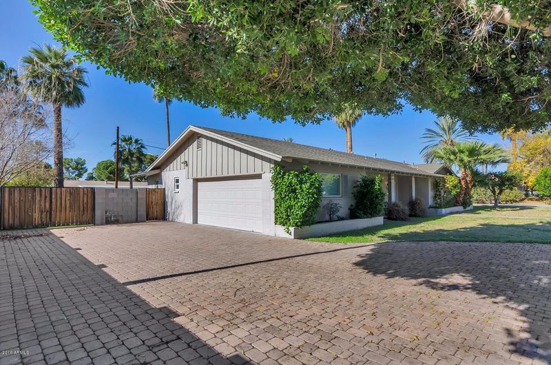 7002 N 13th St, Phoenix, AZ 85020