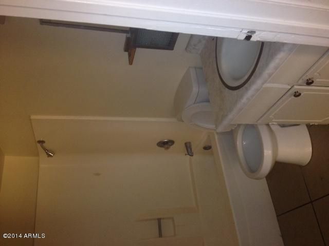 7002 N 68th Dr, Glendale, AZ 85303