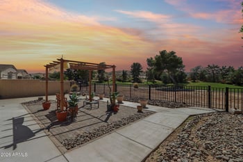 7002 38th Pl, Phoenix, AZ 85042