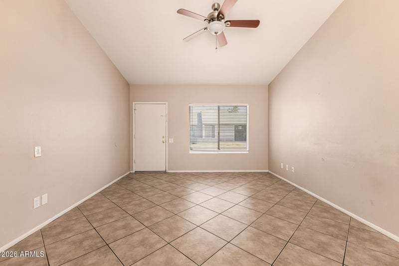 7006 S 45th St, Phoenix, AZ 85042