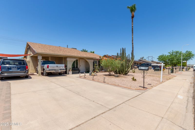 7008 46th St, Phoenix, AZ 85042