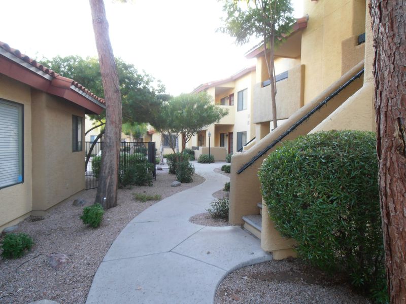 7008 E Gold Dust Ave #127, Paradise Valley, AZ 85253