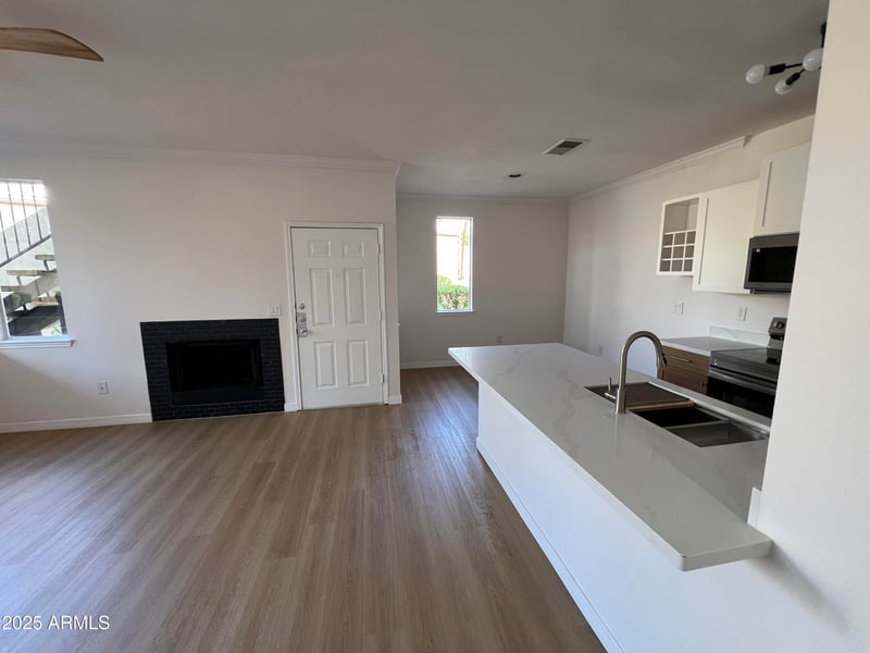 7009 Acoma Dr #1033, Scottsdale, AZ 85254