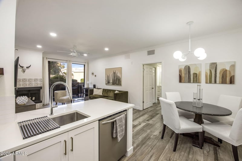 7009 Acoma Dr #1034, Scottsdale, AZ 85254