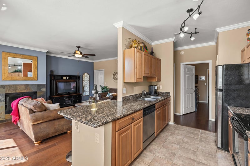 7009 Acoma Dr #1113, Scottsdale, AZ 85254