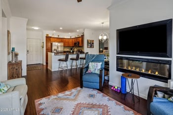 7009 Acoma Dr #2001, Scottsdale, AZ 85254