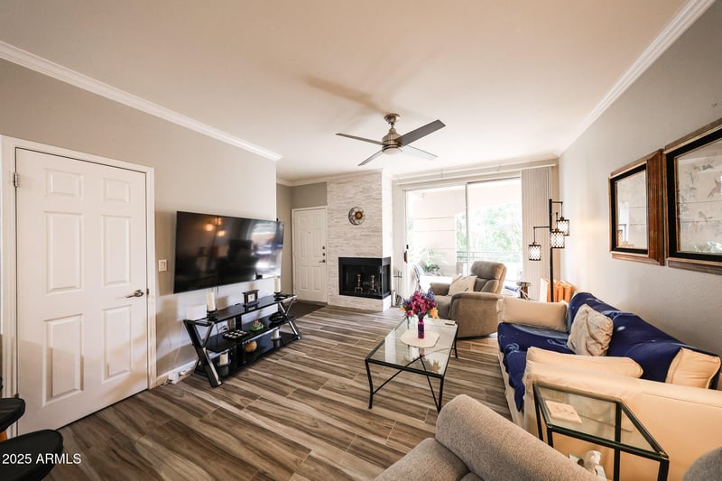 7009 Acoma Dr #2062, Scottsdale, AZ 85254