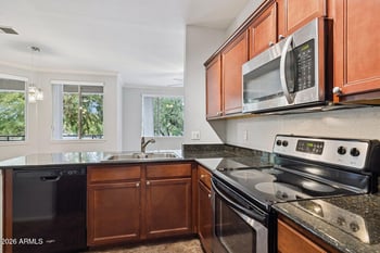 7009 Acoma Dr #2105, Scottsdale, AZ 85254