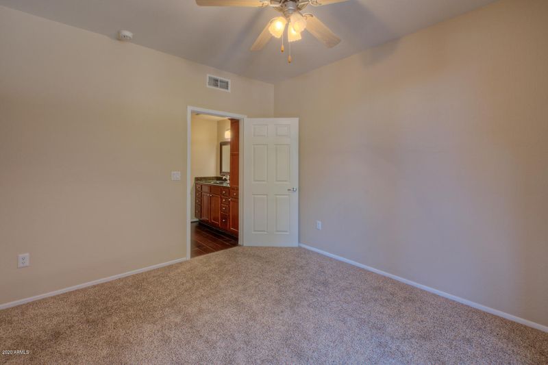 7009 E Acoma Dr #1015, Scottsdale, AZ 85254