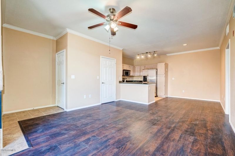 7009 E Acoma Dr #1023, Scottsdale, AZ 85254