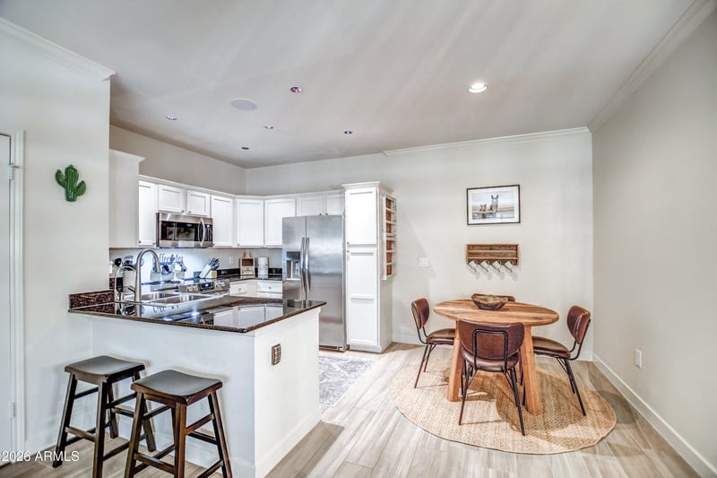 7009 Acoma Dr #1035, Scottsdale, AZ 85254