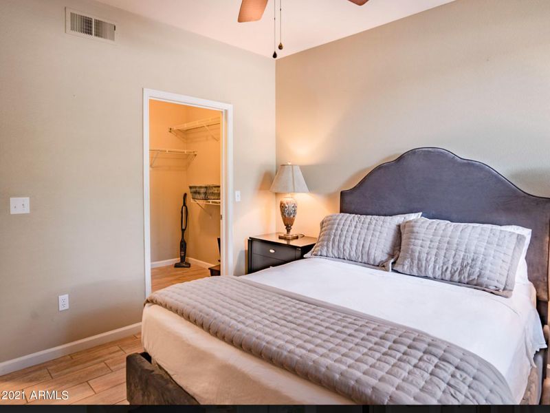 7009 E Acoma Dr #1065, Scottsdale, AZ 85254