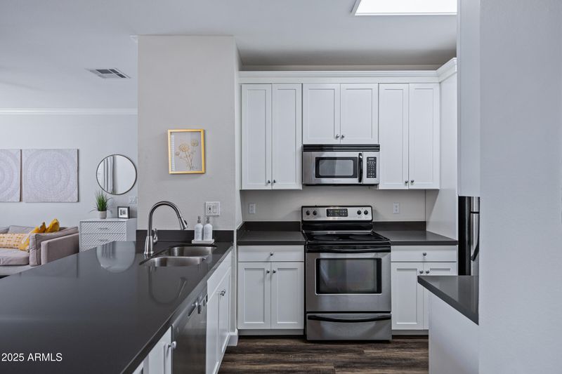 7009 E Acoma Dr #1141, Scottsdale, AZ 85254
