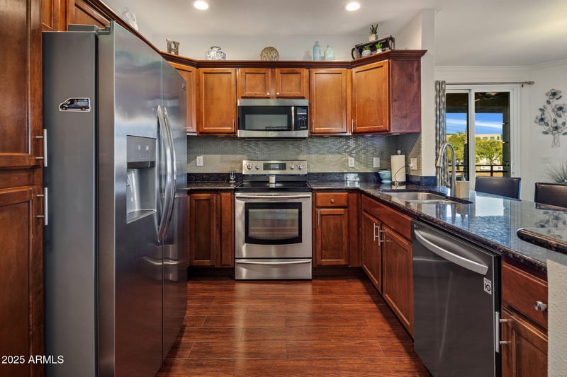 7009 E Acoma Dr #2001, Scottsdale, AZ 85254