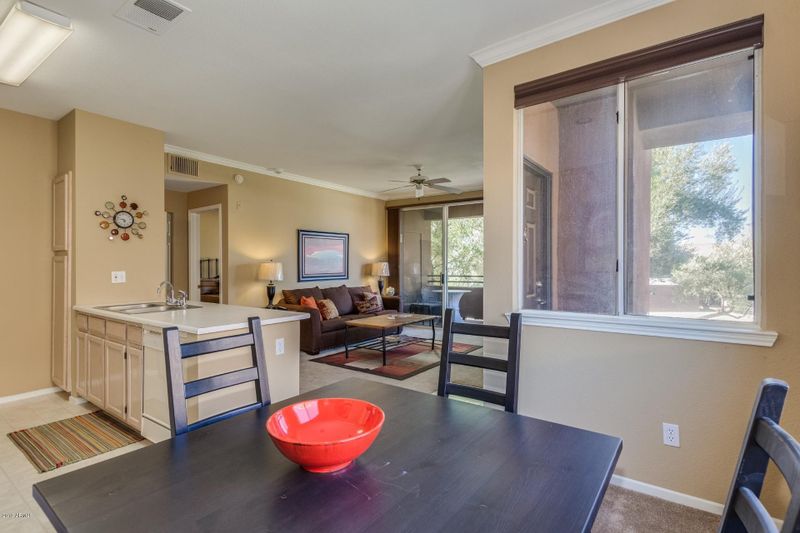 7009 E Acoma Dr #2009, Scottsdale, AZ 85254