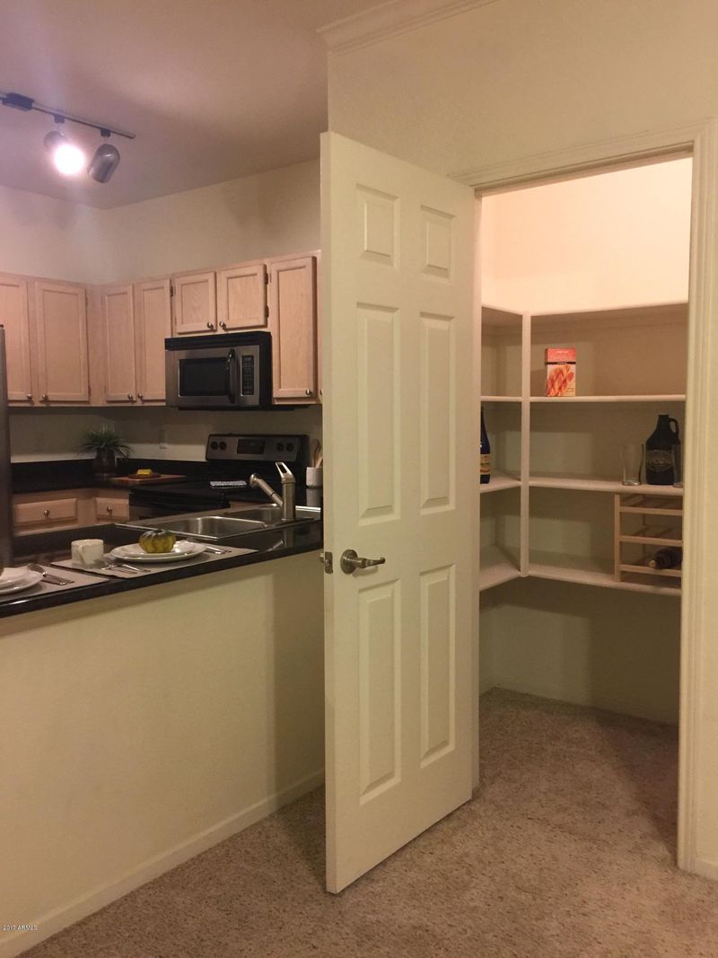 7009 E Acoma Dr #2022, Scottsdale, AZ 85254