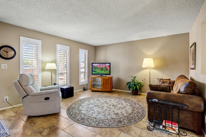 7009 Exmoor Dr, Mesa, AZ 85208
