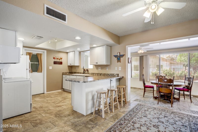 7009 Exmoor Dr, Mesa, AZ 85208