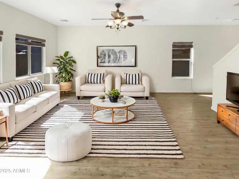 7009 Lincoln St, Peoria, AZ 85345