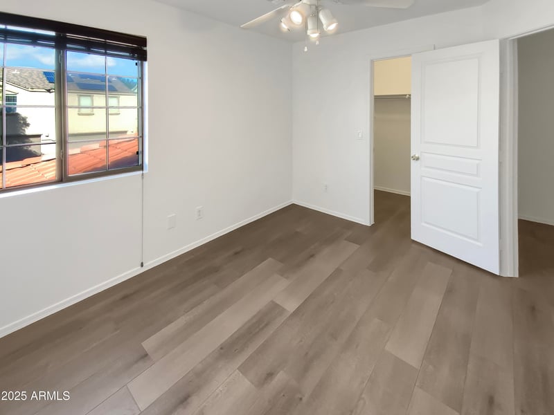 7009 Lincoln St, Peoria, AZ 85345