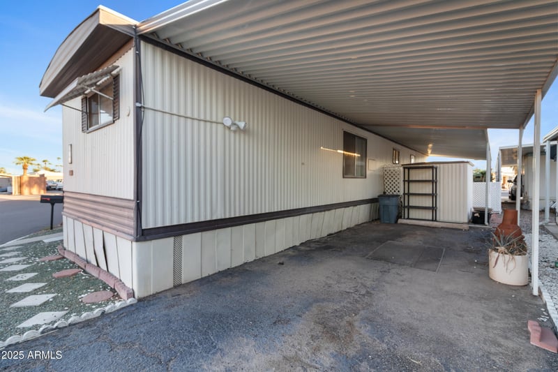 701 Dobson Rd #16, Mesa, AZ 85202