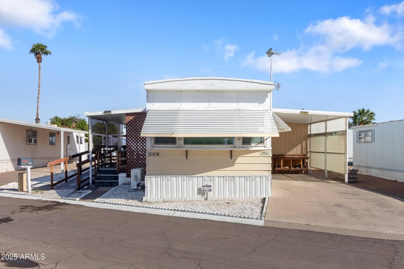 701 Dobson Rd #229, Mesa, AZ 85202