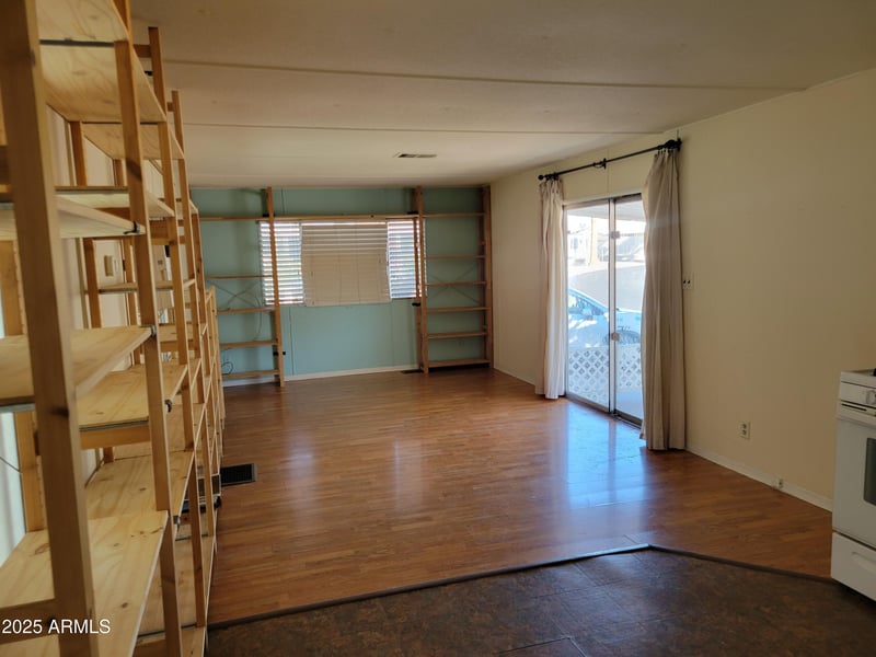 701 Dobson Rd #310, Mesa, AZ 85202