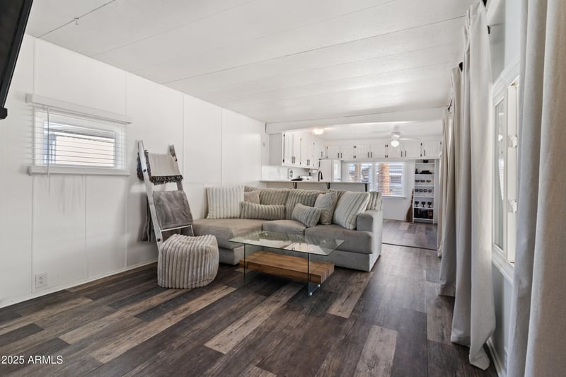 701 Dobson Rd #357, Mesa, AZ 85202
