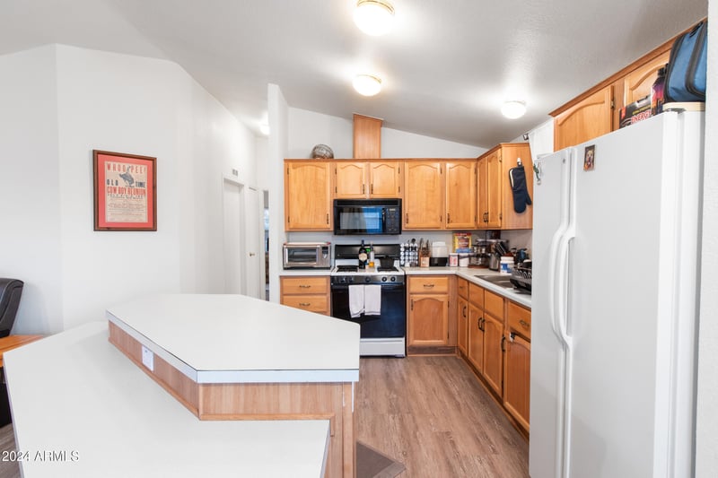 701 Dobson Rd #413, Mesa, AZ 85202